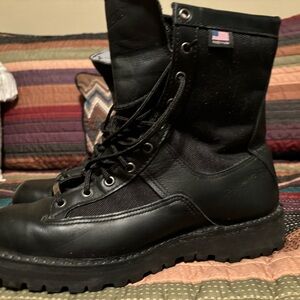 Danner Acadia 21210 Black High Top Lace Up Gore-Tex Waterproof Black Leather
